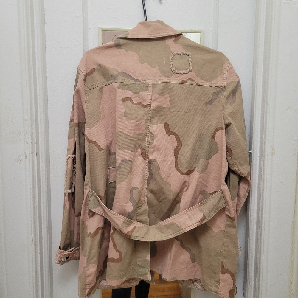 Anthropologie Distressed Camouflage Utility Jacket Size Med NWOT Gorpcore - Picture 8 of 10
